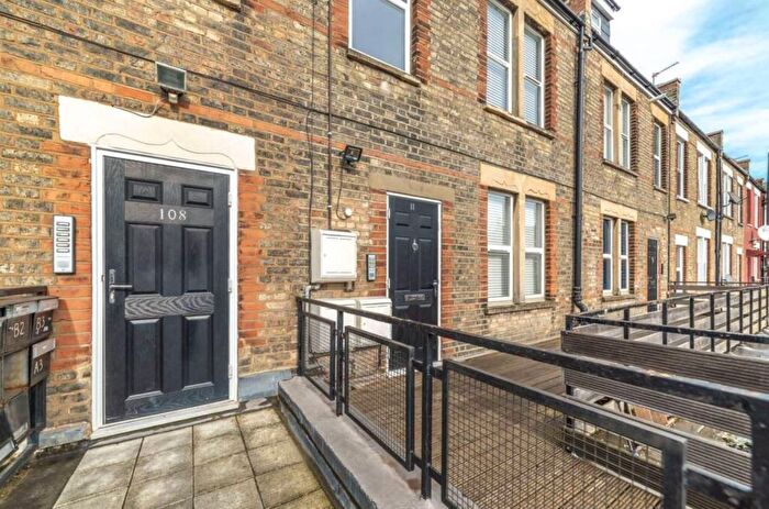 1 Bedroom Flat To Rent In Finchley, London, N3