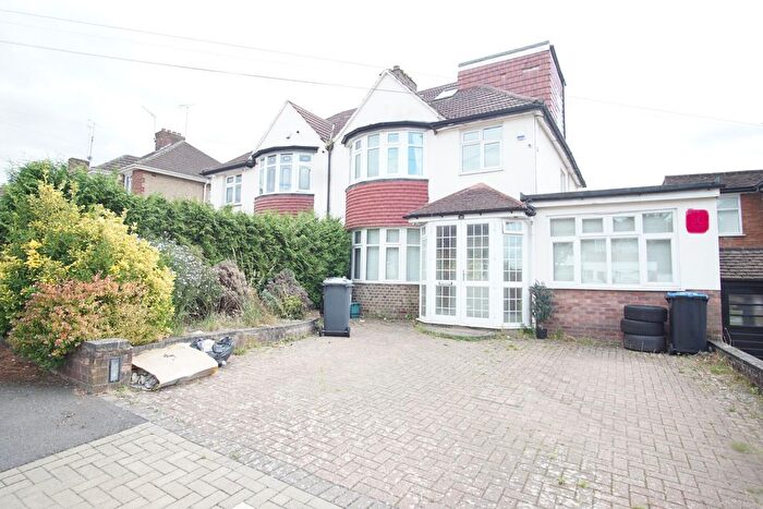 4 Bedroom Semi-Detached House To Rent In Wykeham Hill, Wembley, HA9