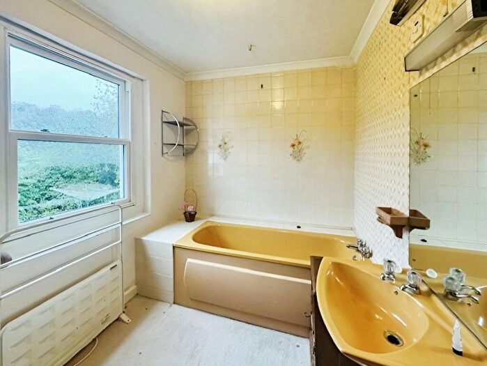 4 Bedroom House To Rent In Elmdale, Chepstow, NP16
