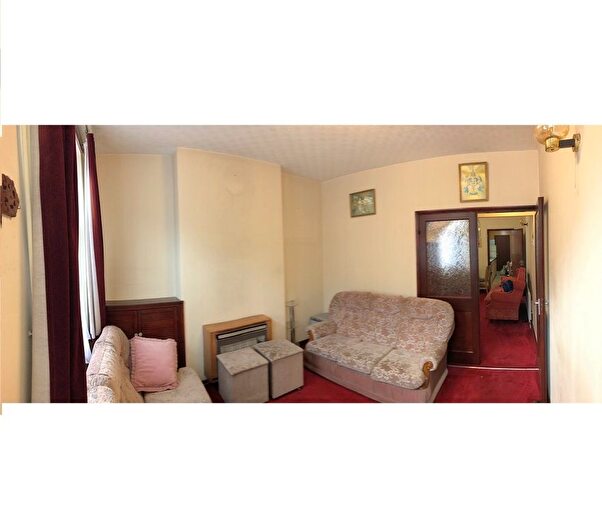 3 Bedroom Terraced House To Rent In Coral Street, Leicester, LE4