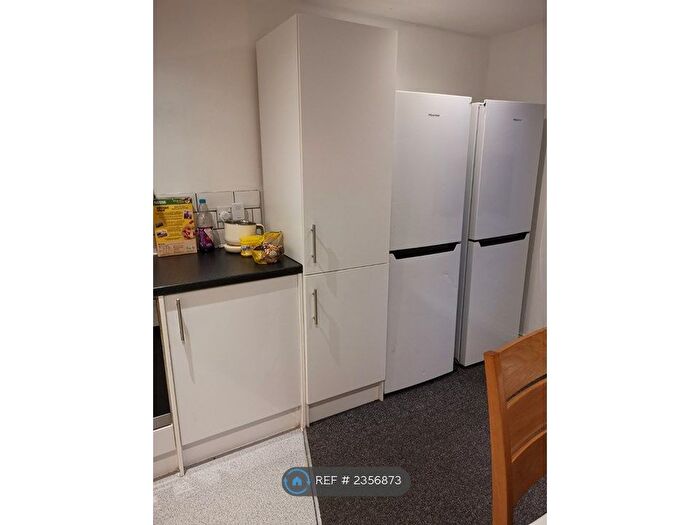 6 Bedroom End Of Terrace House To Rent In Inverness Road, Brighton, BN2