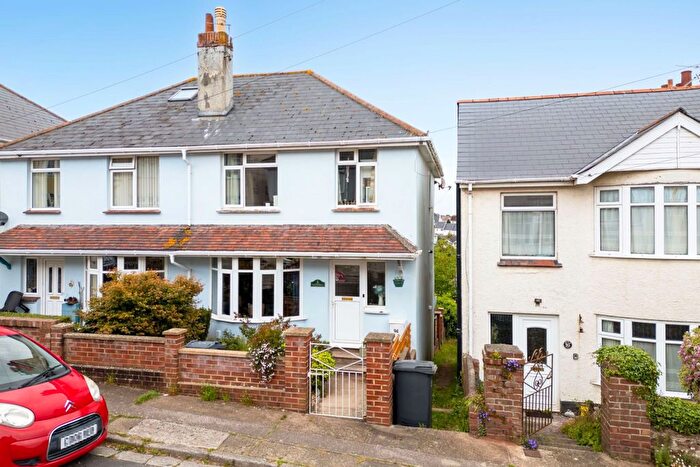 3 Bedroom Semi Detached House For Sale In Barnfield Road, Paignton, TQ3