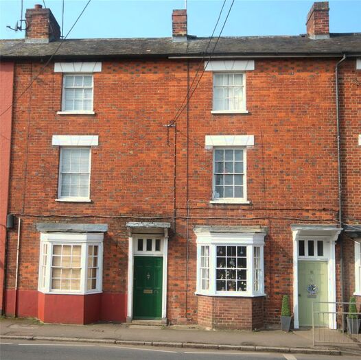 2 Bedroom Flat To Rent In Bridge Street, Buckingham MK18