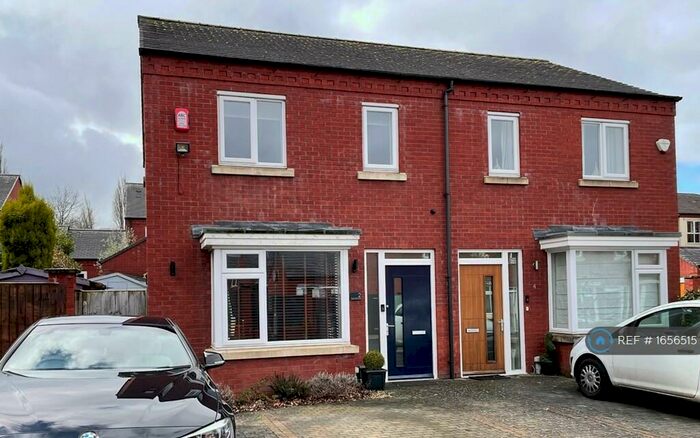 2 Bedroom Semi-Detached House To Rent In Cofton Park Close, Birmingham, B45