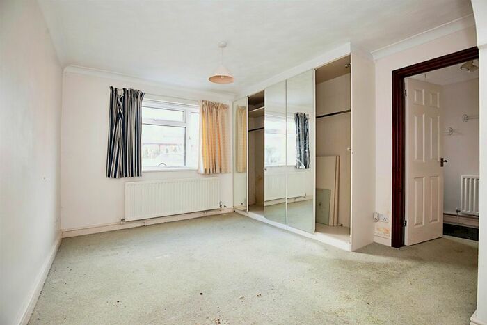 4 Bedroom Detached Bungalow For Sale In Whitegates, West Hunsbury, Northampton, NN4