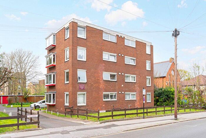 1 Bedroom Flat To Rent In Clyde Road, Addiscombe, CR0