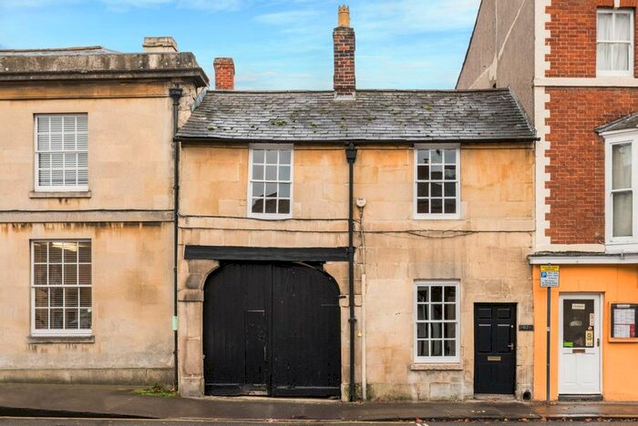 2 Bedroom Terraced House To Rent In New Park Street, Devizes, SN10