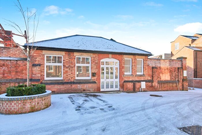 4 Bedroom Detached House For Sale In St. Marys Gate, Derby, Derbyshire, DE1