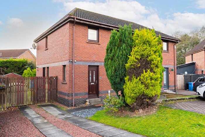 3 Bedroom Semi Detached House For Sale In Tern Brae, Livingston, EH54