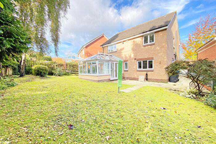 4 Bedroom Detached House For Sale In Stonecrop Drive, Harrogate, HG3