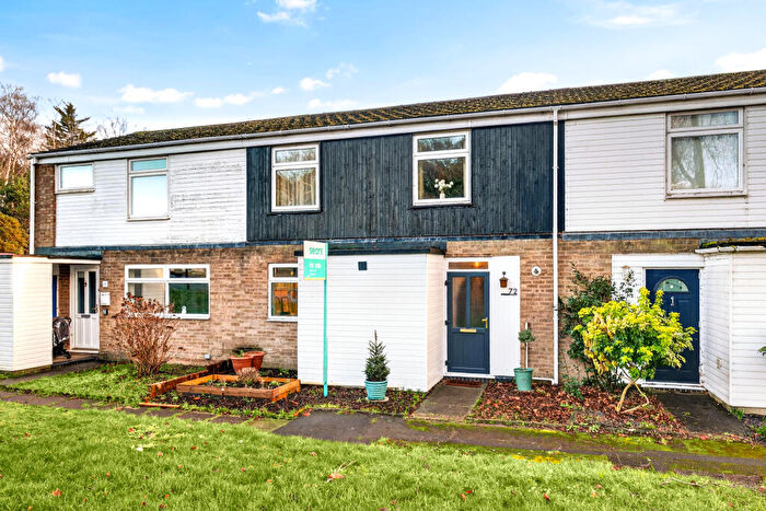 3 Bedroom Terraced House For Sale In Claverdon, Bracknell, RG12