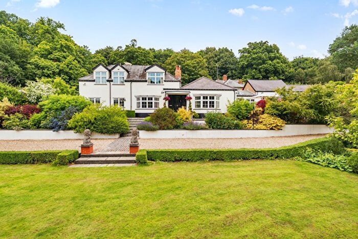 4 Bedroom Detached House For Sale In Tewin Water, Welwyn, AL6