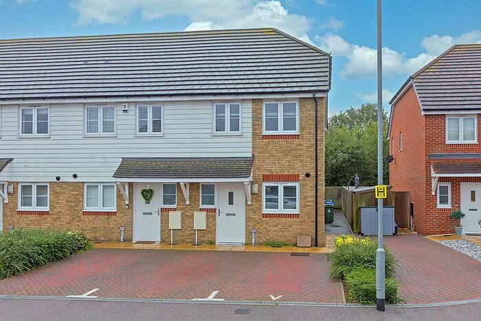 2 Bedroom End Of Terrace House To Rent In Barkers End, Sittingbourne, Kent, ME10