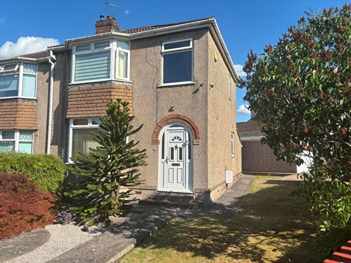 3 Bedroom Semi-Detached House For Sale In Gloucester Road, Staple Hill, BS16