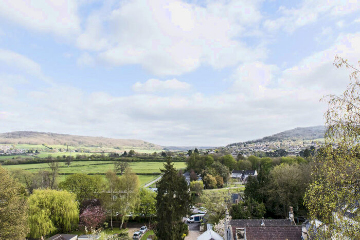 2 Bedroom Apartment To Rent In London Road West, Bath, BA1