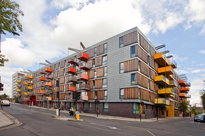 1 Bedroom Flat To Rent In Queensbridge Road, E2