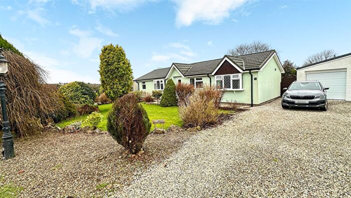 3 Bedroom Park Home For Sale In Trevadlock Hall Park, Nr. Launceston, PL15