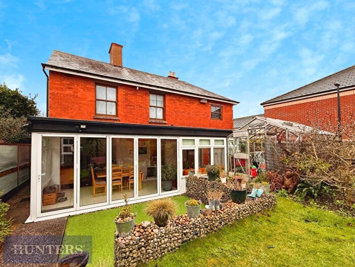 3 Bedroom Semi Detached House For Sale In The New Cut, Cullompton, EX15