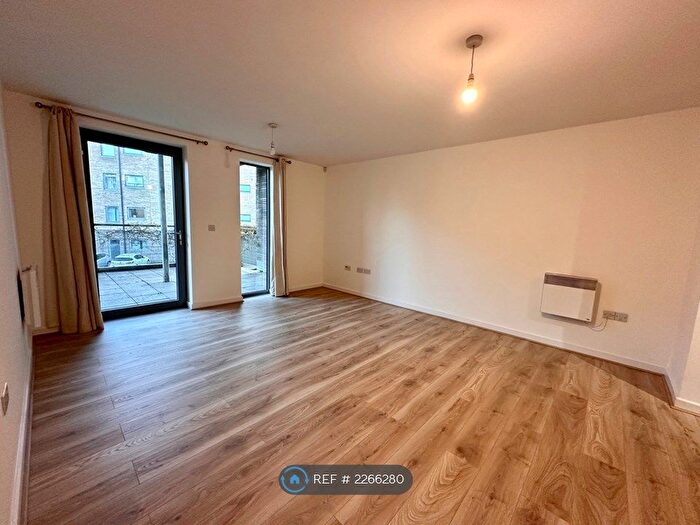 1 Bedroom Flat To Rent In Rustat Avenue, Cambridge, CB1