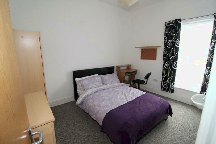 5 Bedroom Terraced House To Rent In Emmanuel Street, Preston, PR1