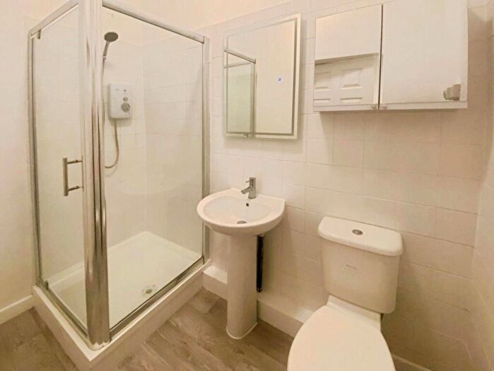 Studio To Rent In Greenheys Road, Toxteth, L8