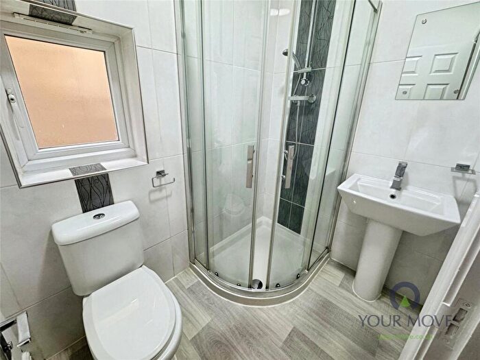 2 Bedroom Detached House To Rent In Blackberry Lane, Halesowen, West Midlands, B63