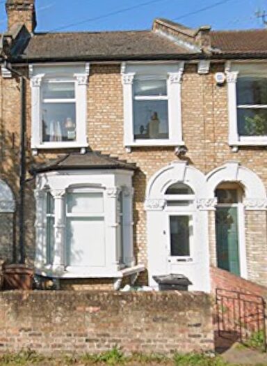 4 Bedroom Terraced House To Rent In Coopersale Road, Homerton, Hackney, E9
