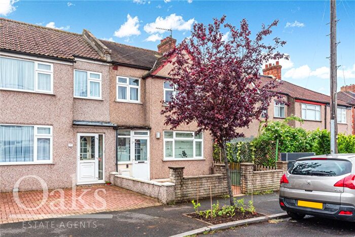 3 Bedroom Terraced House For Sale In Sunnymead Avenue, Mitcham, CR4