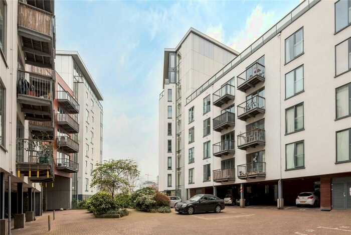 2 Bedroom Apartment To Rent In Roach Road, E3