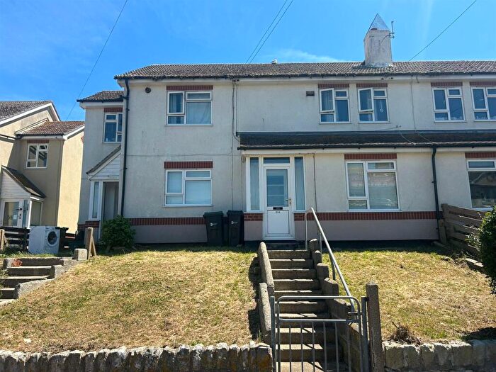 2 Bedroom Flat For Sale In Coronation Road, Portland, DT5