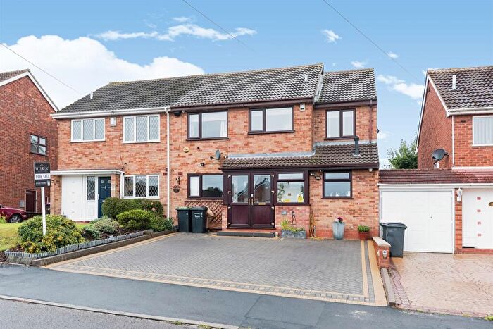 4 Bedroom Semi-Detached House For Sale In Mill Crescent, Kingsbury, Tamworth, B78
