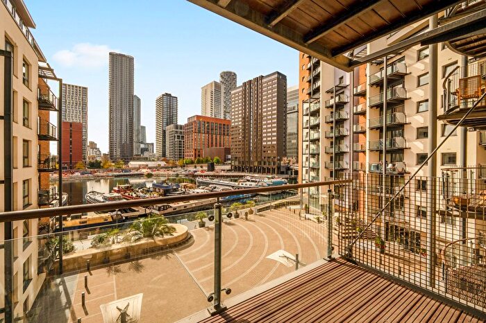 2 Bedroom Flat For Sale In Boardwalk Place, South Quay, E14