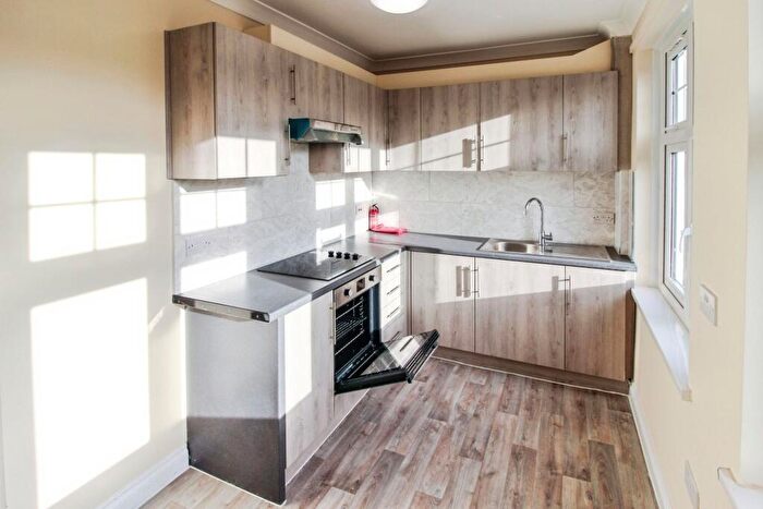 2 Bedroom Flat To Rent In Kenton Road, Harrow, HA3