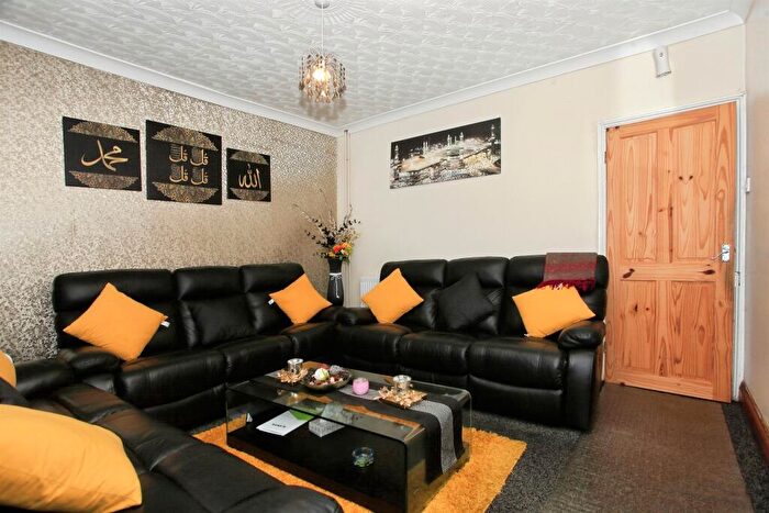 3 Bedroom Terraced House For Sale In Hankey Street, Peterborough, PE1