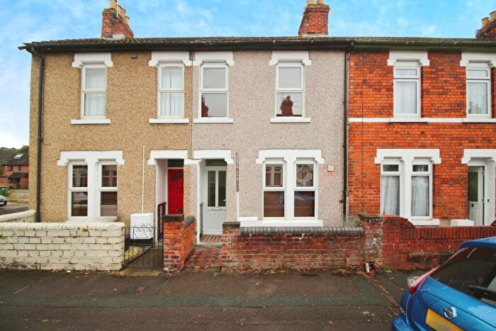 2 Bedroom Terraced House To Rent In Birch Street, Swindon, SN1