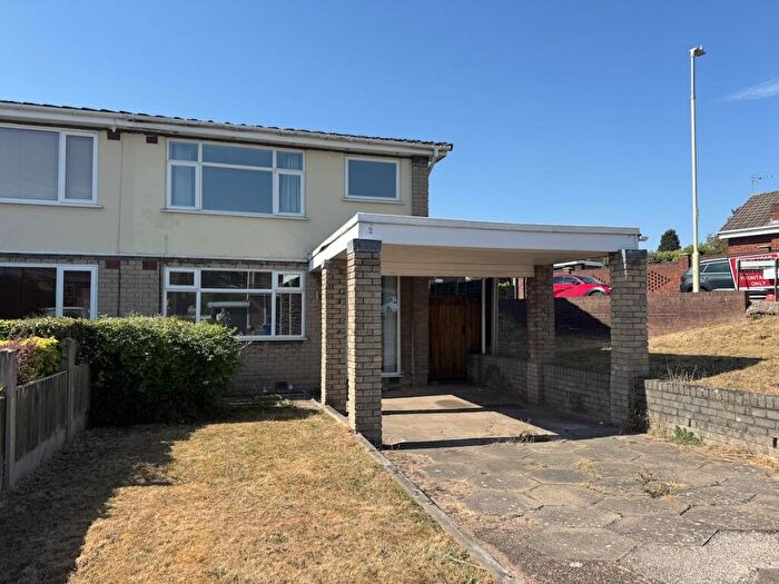 3 Bedroom Semi-Detached House To Rent In Amblecote, Waterfall Road, DY5
