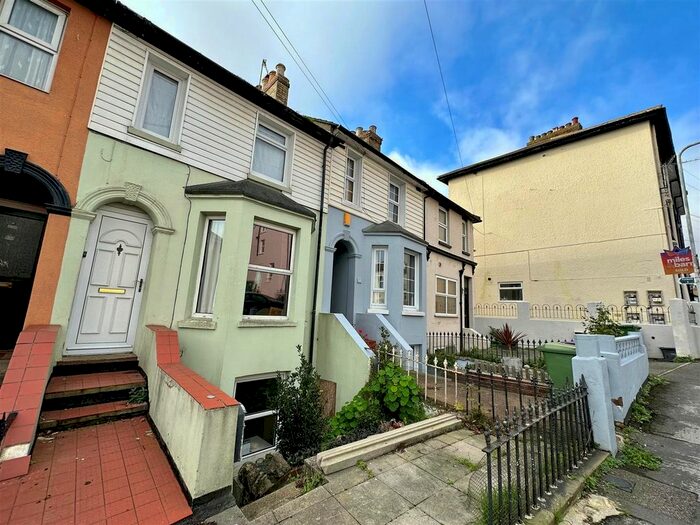 1 Bedroom Flat To Rent In St. Michaels Street, Folkestone, CT20