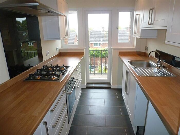 4 Bedroom Semi-Detached House To Rent In Garbett Road, Winchester, SO23