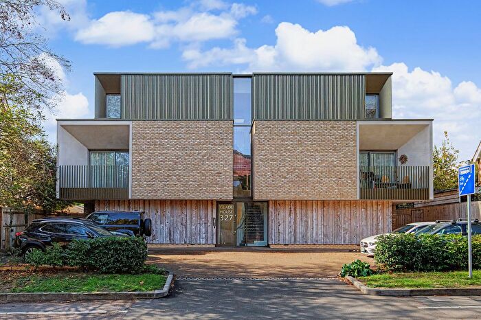 2 Bedroom Flat For Sale In Woodstock Road, Oxford, Oxfordshire, OX2