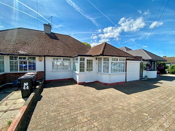 2 Bedroom Semi-Detached Bungalow For Sale In Brackendale, Potters Bar, EN6