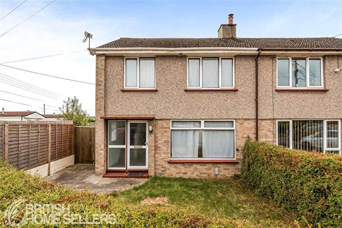 3 Bedroom Semi-Detached House For Sale In Oatfield, Backwell, Bristol, Somerset, BS48