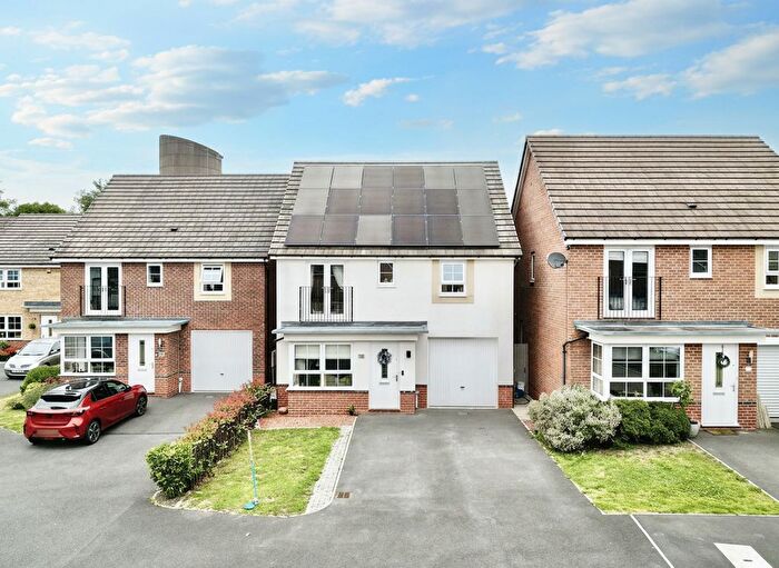 4 Bedroom Detached House For Sale In Dorney Close, Yarnfield, ST15