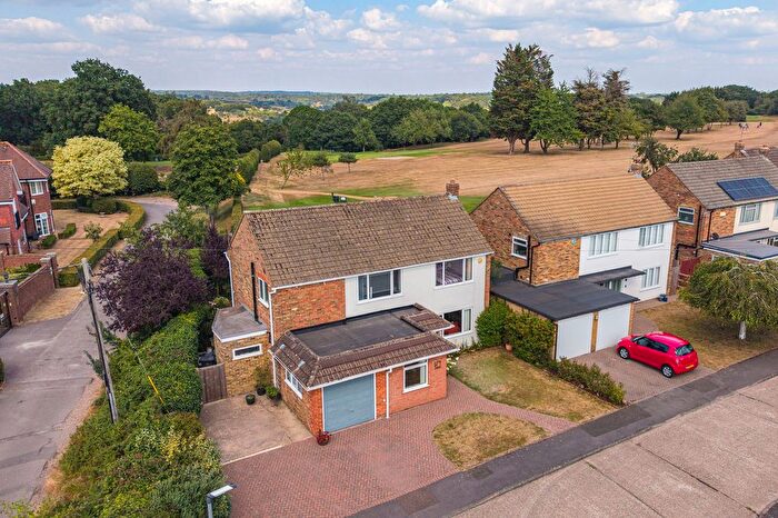 4 Bedroom Detached House For Sale In The Fairway, Flackwell Heath, HP10
