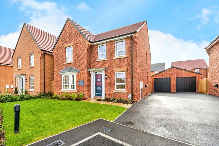 4 Bedroom Detached House For Sale In Nursery Fields, Bognor Regis, West Sussex, PO21