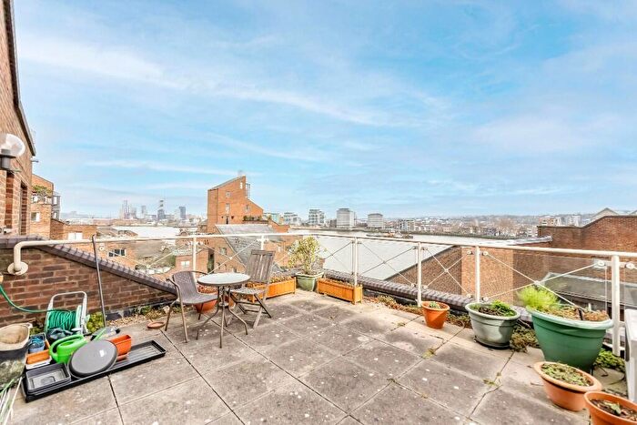 1 Bedroom Apartment To Rent In Cumberland Mills Square, London, E14