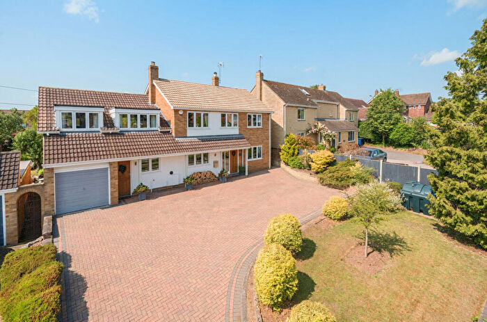 4 Bedroom Detached House For Sale In High Street, Twyning, Tewkesbury, GL20