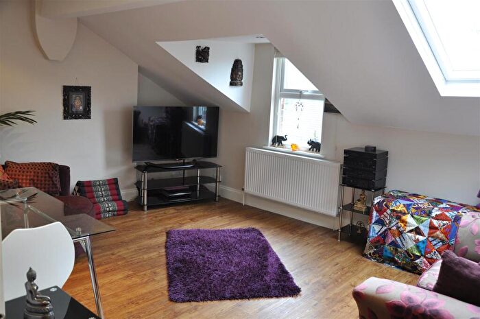 1 Bedroom Flat To Rent In Cresswell Grove, , West Didsbury, Manchester, M20