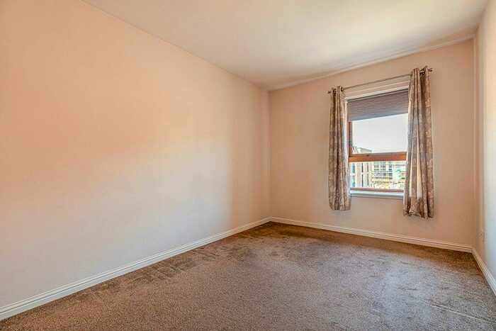 2 Bedroom Apartment For Sale In Yorkhill Street, Yorkhill, Glasgow, G3