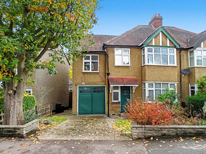 4 Bedroom Semi Detached House For Sale In Rose Valley, Brentwood, CM14