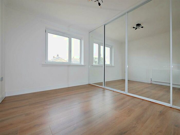 1 Bedroom Flat To Rent In Craighead Road, Milton Of Campsie, Glasgow, G66